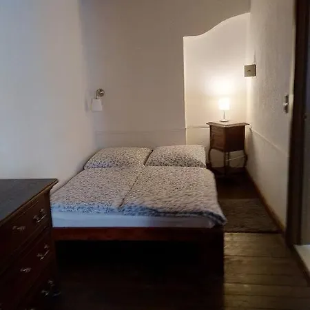 Kleines Haeuschen Am Rheinsteig